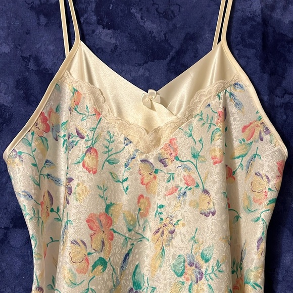 RARE Vintage Night Gown L.A. Intimates - Picture 2 of 10